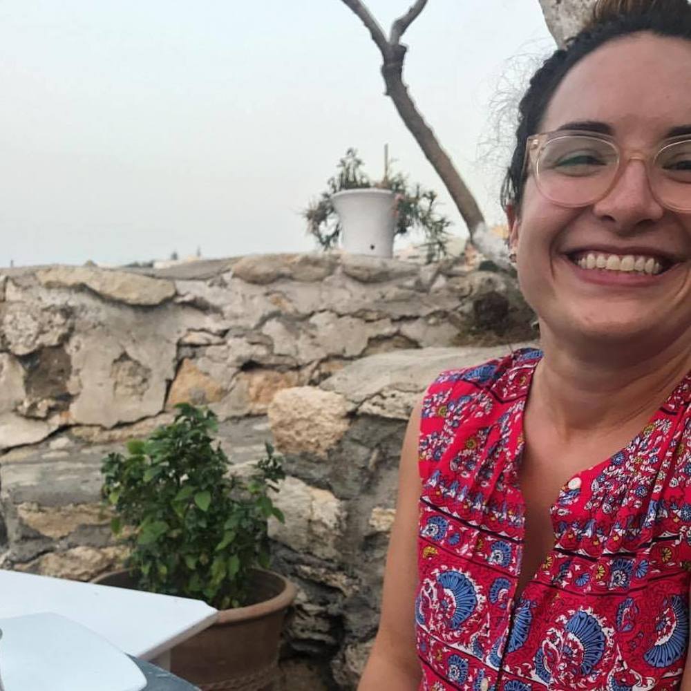 Meet your Posher, Becky